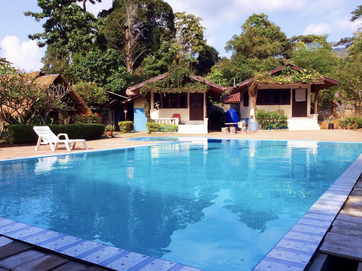 Big Elk Steak House - Homestay Trat Exterior foto